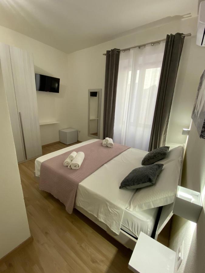 La Loggia Rooms Синискола Екстериор снимка