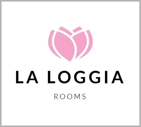 La Loggia Rooms Синискола Екстериор снимка